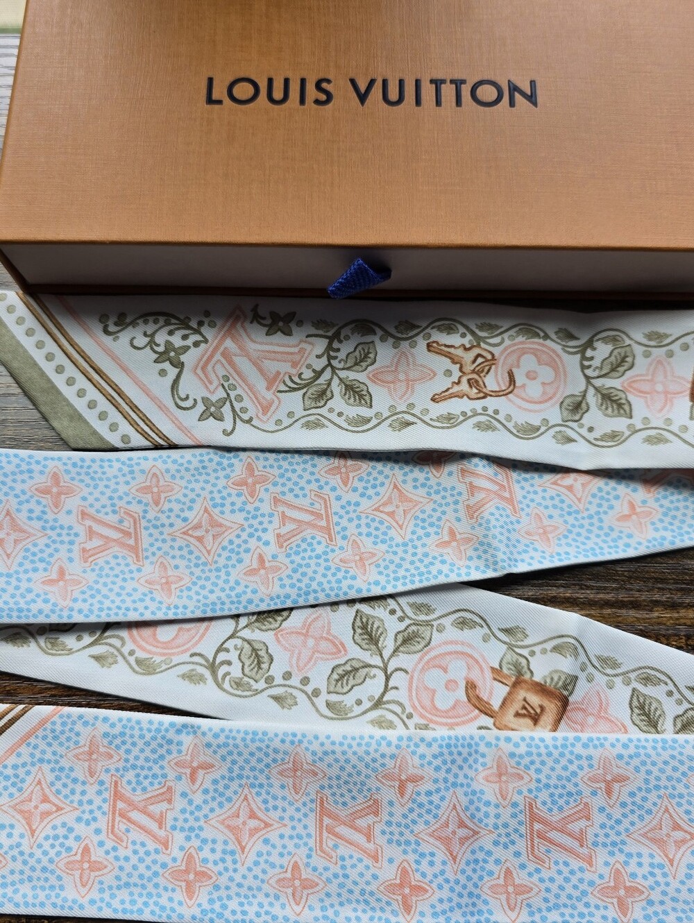 Louis Vuitton Summer Garden BB Bandeau
